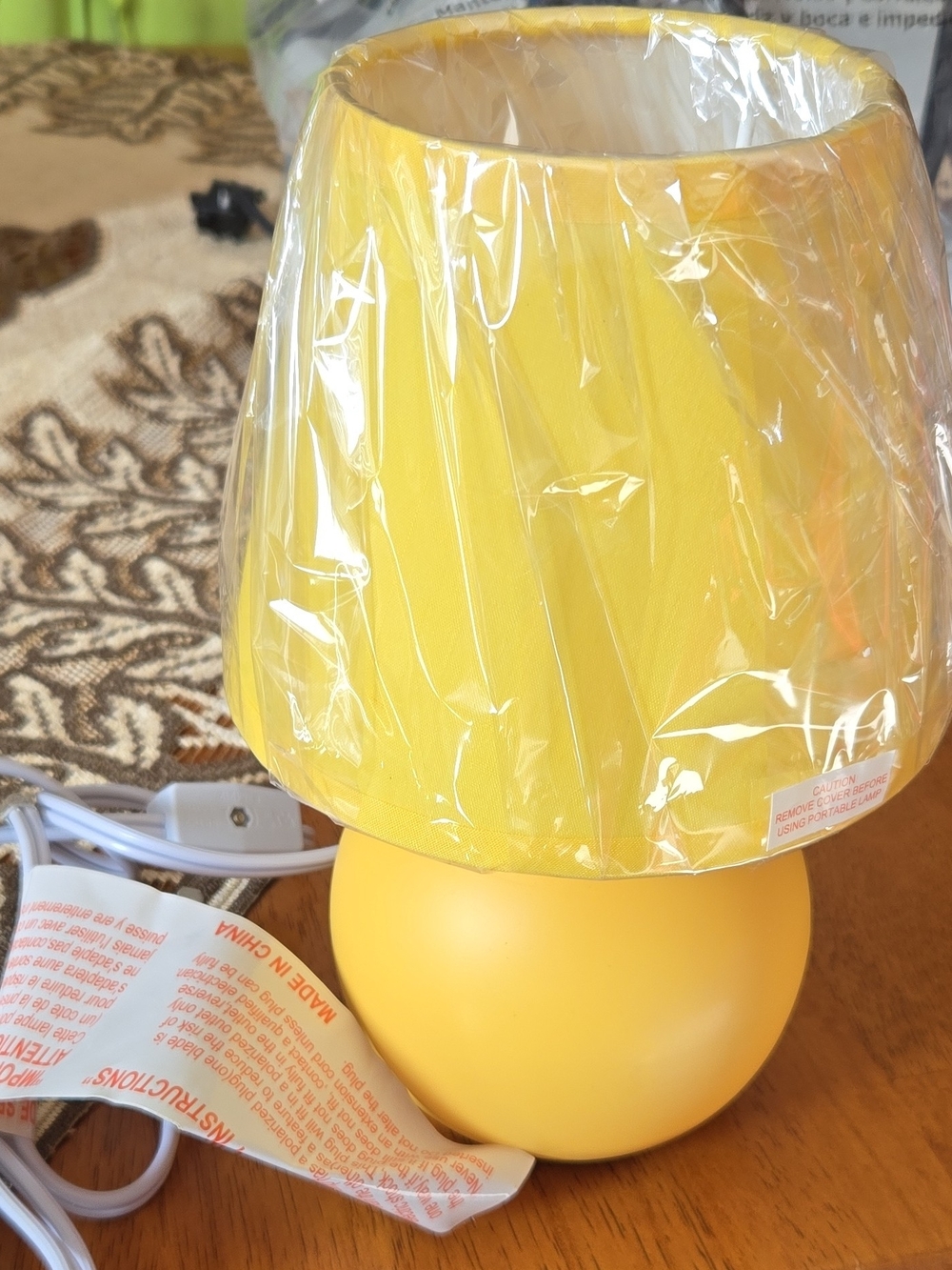Yellow Table Lamp - Home Party Supplies